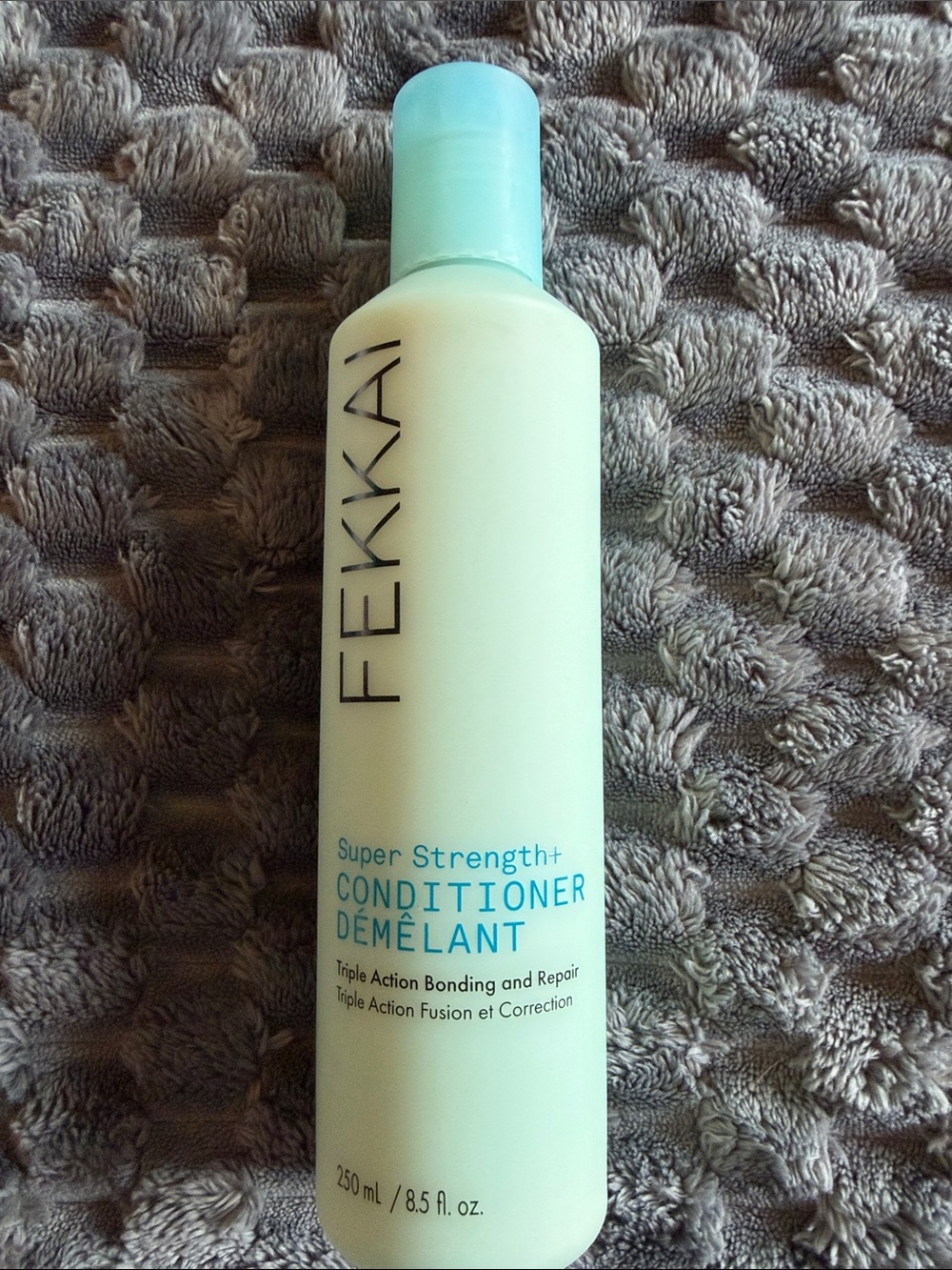 Fekkai Super Strength+ Conditioner — Cream Bottle with Light Blue Cap